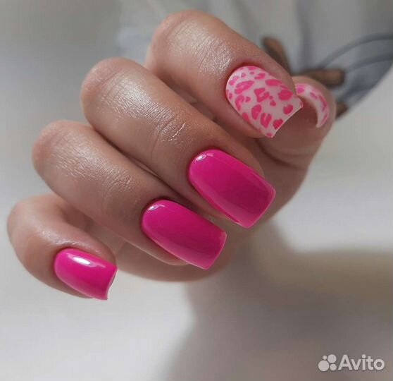 Маникюр и педикюр