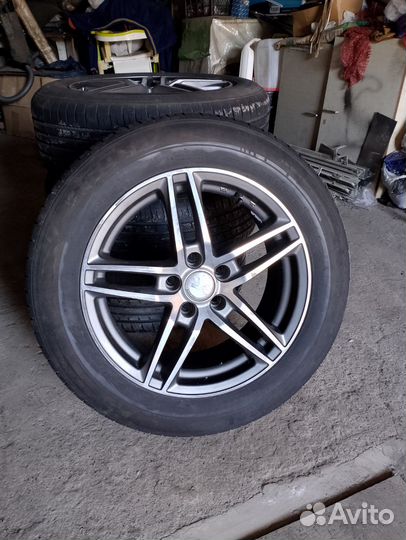 Литые диски r16 с летней резиной