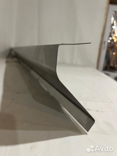 Ремонтные пороги и арки для Nissan Янтарный