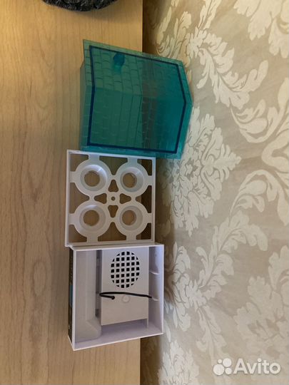 Инкубатор на 4 яйца