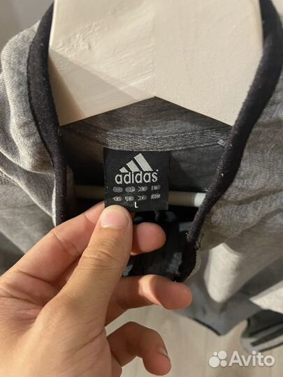 Спортивный костюм adidas