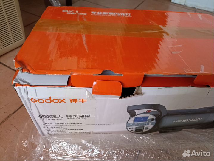 Вспышка студийная Godox sk400