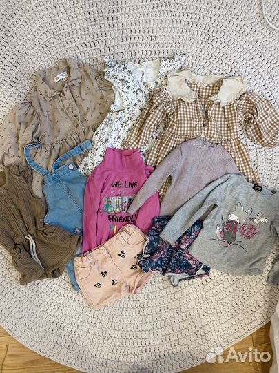 Одежда для девочки пакетом 104-110