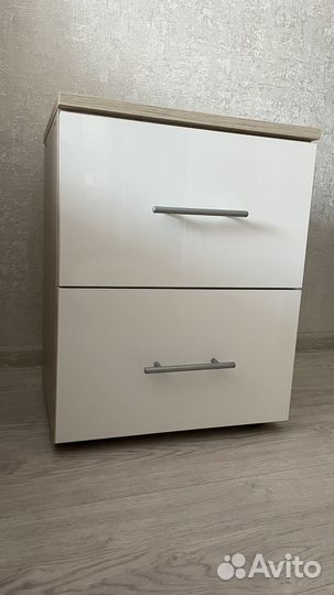 Тумба прикроватная 2 шт