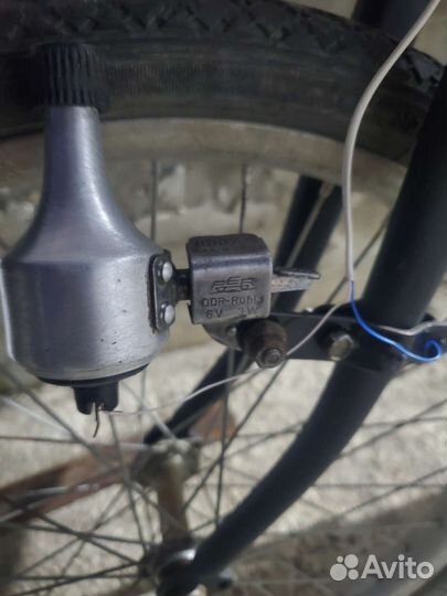 Запчасти для велосипеда Динамомашина с фарой
