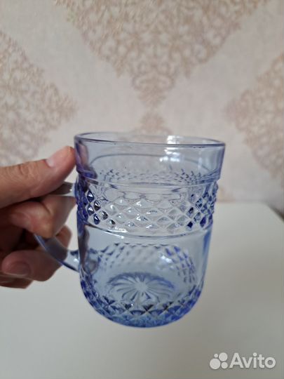 Чашка Новая из голубого стекла