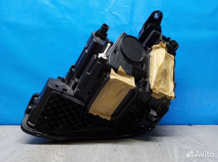 Фара правая Mercedes E class W213 2016