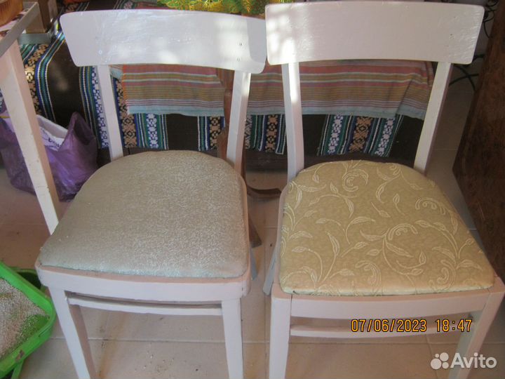 Стулья
