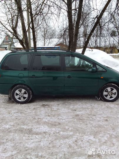 Volkswagen Sharan 1.9 AT, 1997, 395 000 км