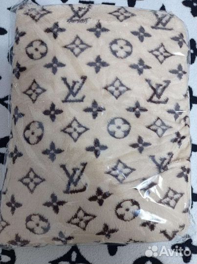 Брендовый плед Louis Vuitton