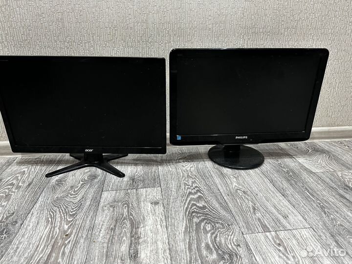 Монитор Philips