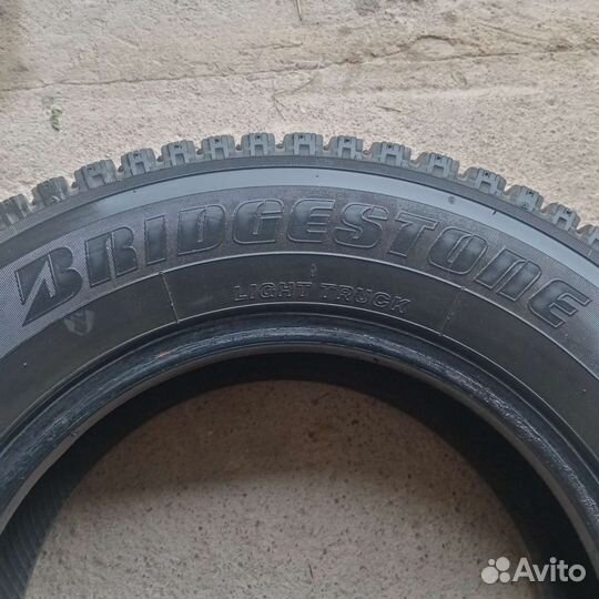 Bridgestone Blizzak Revo 969 R14C