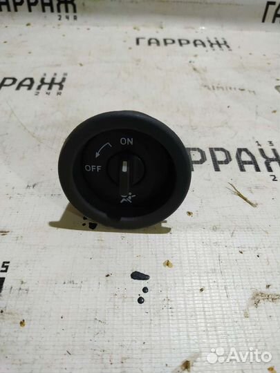 Выключатель AIR BAG 681995427R Renault Sandero