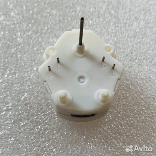 Шаговый мотор