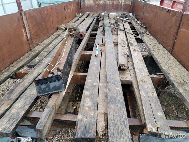 Продам кузов бортовой камаз