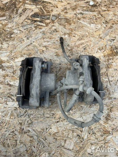 Суппорт передний Volkswagen Polo 1.6 2015-2020