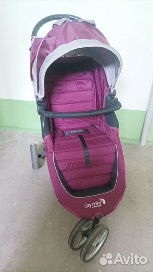 Прогулочная коляска baby jogger city mini