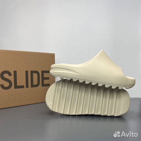 Тапочки Adidas Yeezy slide bone