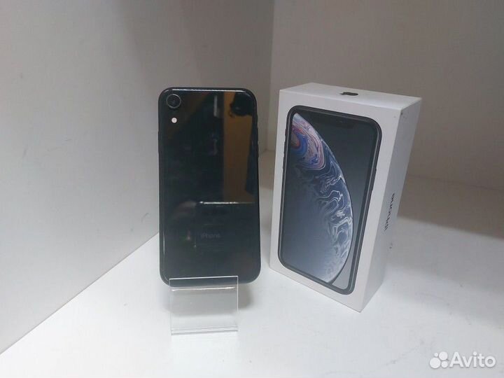 iPhone Xr, 64 ГБ