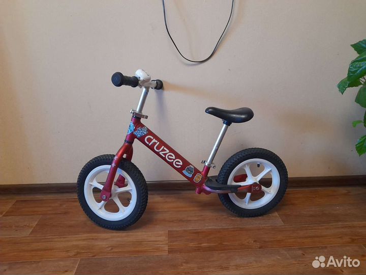 Беговел cruzee