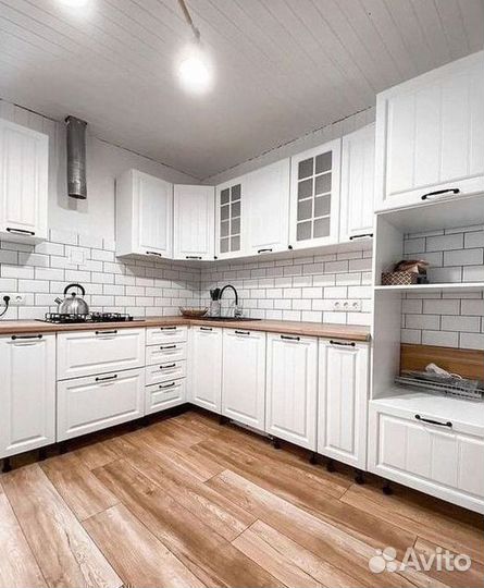 Новый кухонный гарнитур в наличии