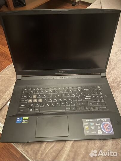Msi katana 17 B12V