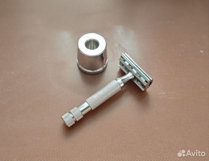 Бритва Rockwell 6c с оригинальной подставкой