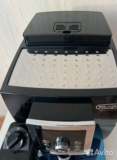 6 Кофемашина DeLonghi ecam 23.460