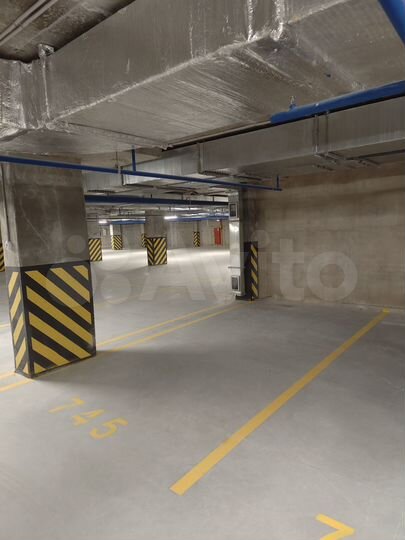 Машиноместо, 13 м²