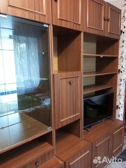 Шкаф сервант