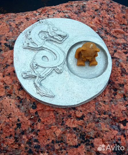 Подсвечник дракон символ 2024г