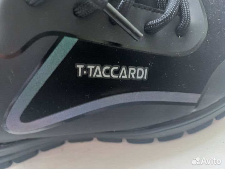 Кроссовки T-Taccardi в школу