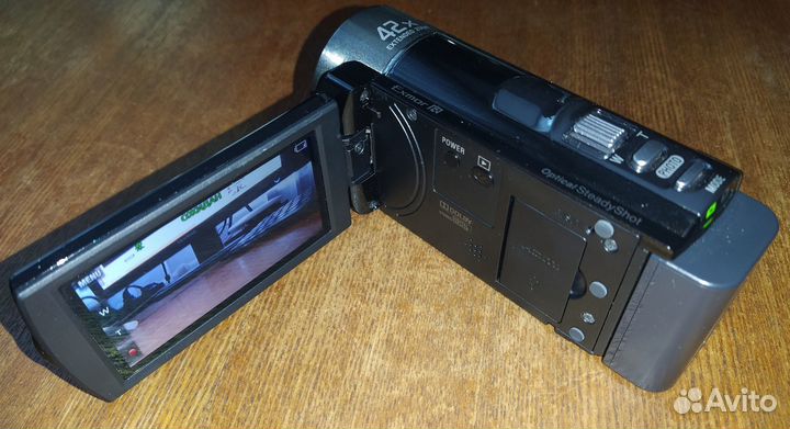 Видеокамера Sony HDR-CX130E