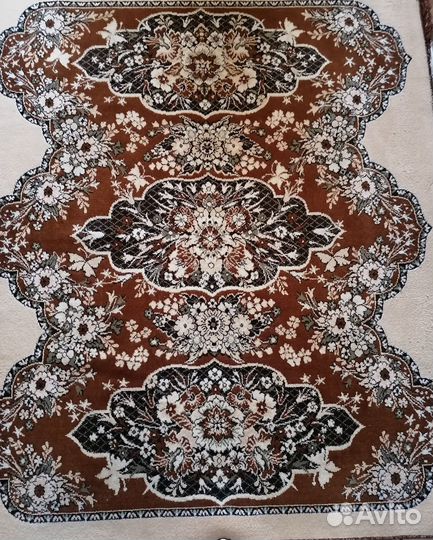 Ковер шерстяной