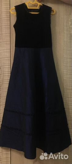 Нарядное длинное платье