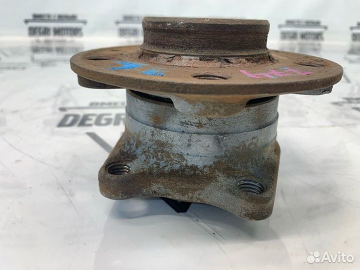 Ступица заднего колеса 2WD Volvo S60 S80 V70 99-08