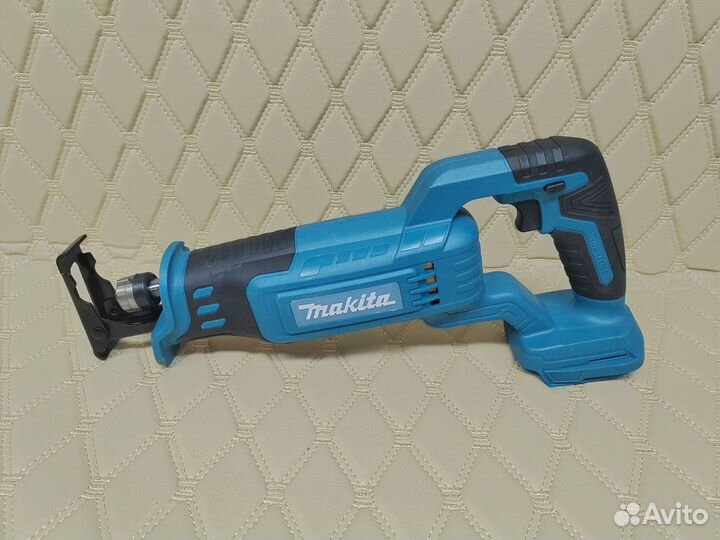 Сабельная пила Makita под АКБ 18-21v, Тушка