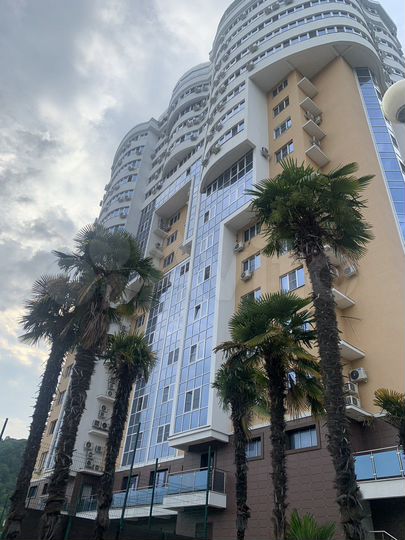 Квартира-студия, 42 м², 13/18 эт.