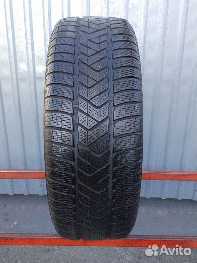 Pirelli Scorpion Winter 235/65 R17