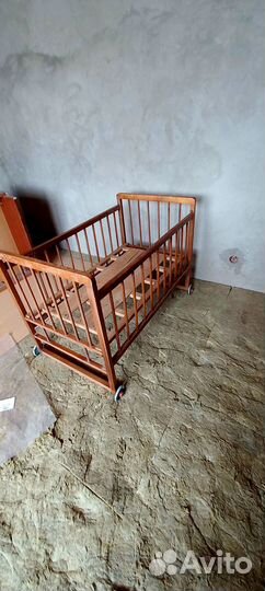 Кроватка детская