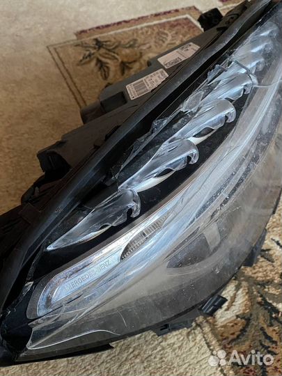 Фара права Mercedes GLA x156