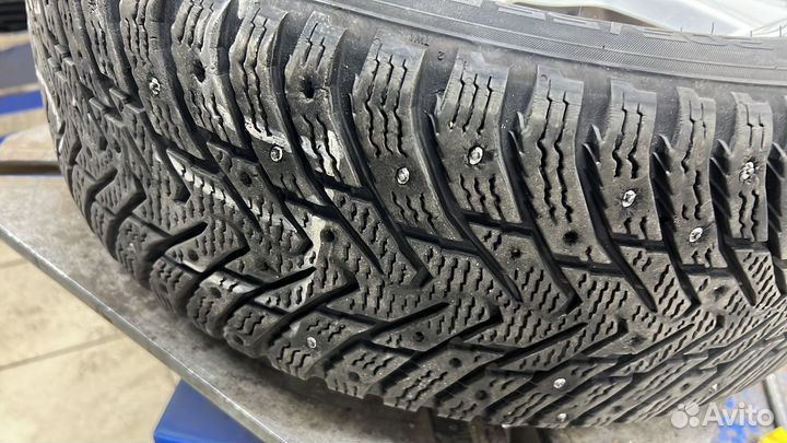 Nokian Tyres Hakkapeliitta 8 205/55 R16