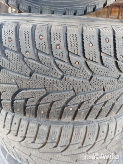 Hankook Winter I'Pike 225/60 R16