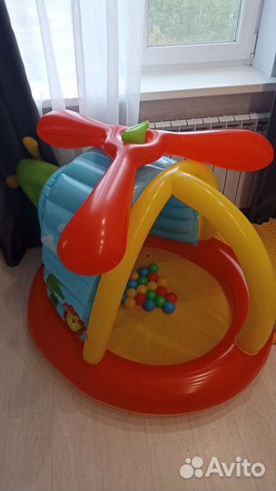 Детский надувной домик