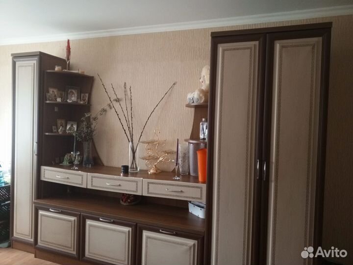 Стенка в гостиную