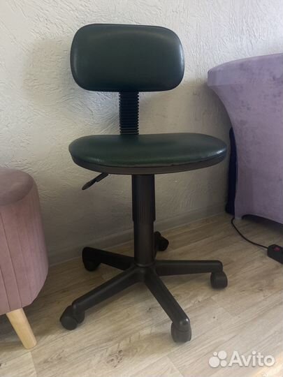 Стул на колесах бу