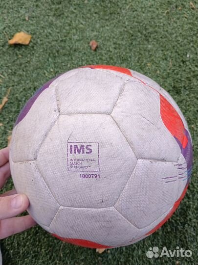 Футбольный мяч профессиональный кипстер