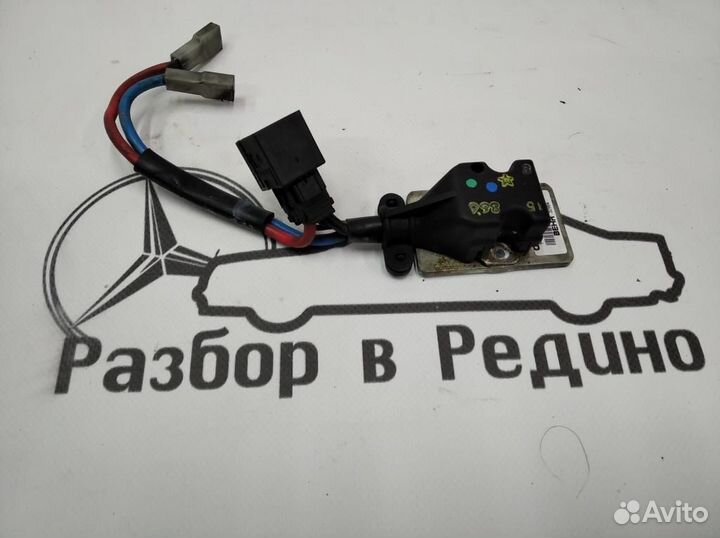 Реле моторчика печки w140 S-class 119.970 1992