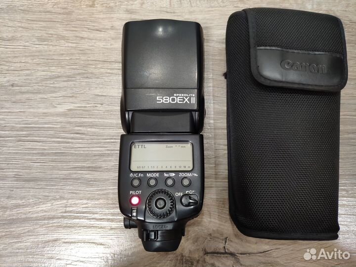 Вспышка Canon 580EX II