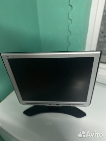 Монитор Philips